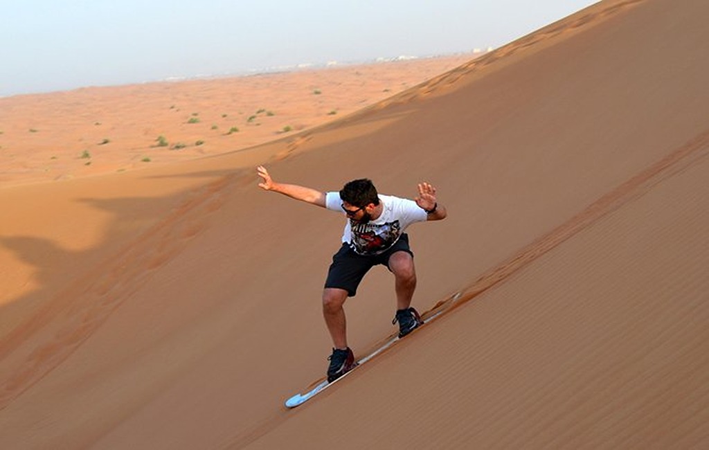 Discover the Thrills of a Morning Desert Safari